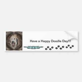 Doodle Dog heeft een prettige dag Bumpersticker