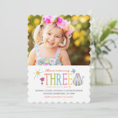 Doodles colorés 3e anniversaire Invitation de fête (Debout devant)