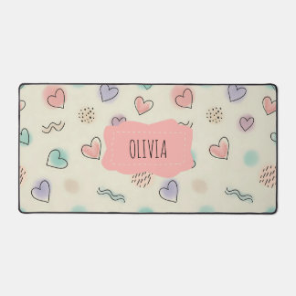 Doodles de coeur, points et lignes ondulées