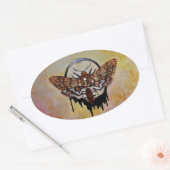 Doodse Hawk Moth Ovale Sticker (Envelop)