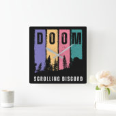 Doom Scrolling Discord Carré Horloge murale (Maison)