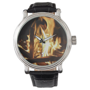 Door de vlammen horloge