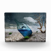 Doordringende walvis in fles fotoblokken (Voorkant)