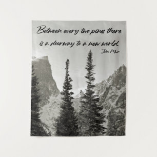 Doorweg naar een nieuwe wereld in de bergen wandkleed