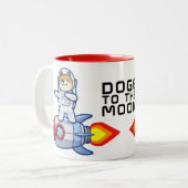 Dopostes in de "Moon Rocket Man Space Doge Crypto" Tweekleurige Koffiemok (Voorkant links)