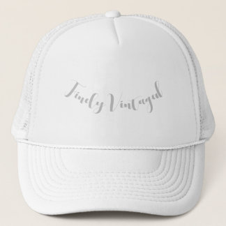 DOPSTIJL EN ONTWERP TRUCKER PET