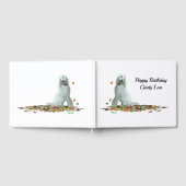 D'or Labradoodle Chien Dans Livre D'Invité Feuille (Complet)