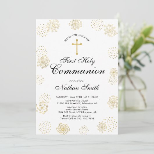 Doré | Boy First Holy Communion Invitation (Debout devant)