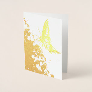 Dorée jolie carte en feuille d'or papillon