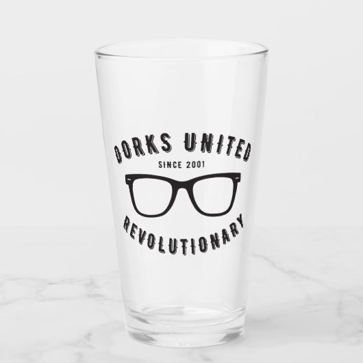 DORKS United Revolutionary Pint Glass Glas (Voorkant)