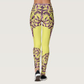 Double Hibiscus Purple on Yellow  Leggings (Achterkant)