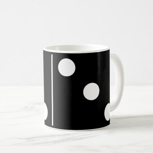 Doubles trois dominos noirs Mug (Devant droit)
