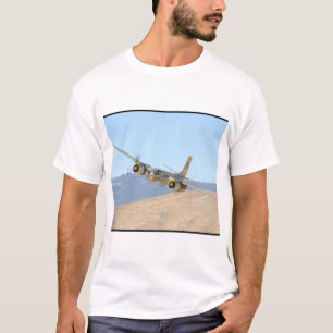 Douglas A26 InVader, Aerial Uitzicht_WWII Planes T-shirt