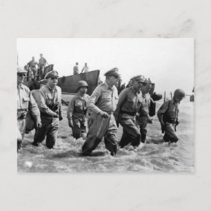 Douglas MacArthur landt op Leyte Philippine Island Briefkaart