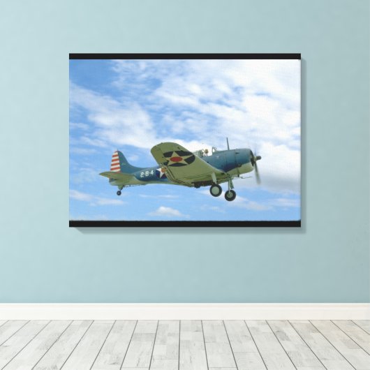 Douglas SBD Dauntless, Vliegen, Side_WWII Vliegtui Canvas Afdruk (Insitu (Houten vloer))