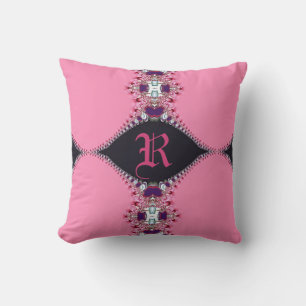 Doux coussin à monogramme de design rose lacy