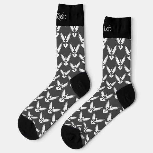 Dove met Cross Pattern Socks Sokken (Links)