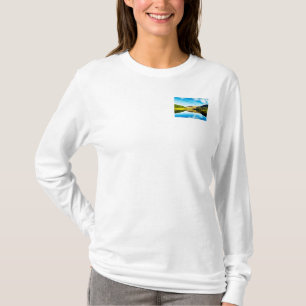 Dovestone Reservoir in de winter Basic Dark T-Shir T-shirt