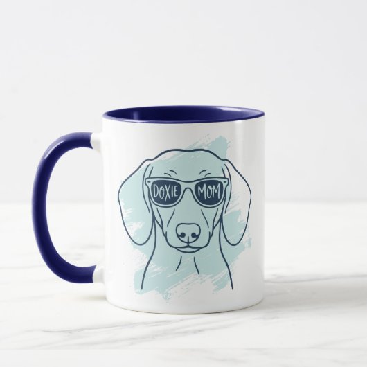 Doxie Mom Mug – Personalized Ice Blue Dachshund (Gauche)