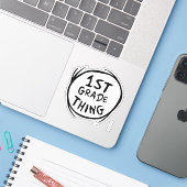 Dr. Seuss | Thing One Thing Two - 1e klas ding Sticker (Laptop met iPhone)