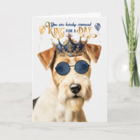 Draad Fox Terrier Koning voor een Dag Grappige Ver