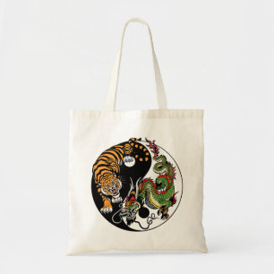 draak en tijger yin yang tote bag
