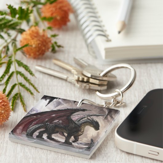 Draak in grot sleutelhanger (Voorkant Rechts)