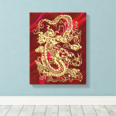 Dragon en or embouti sur impression de satin rouge (Insitu (Plancher de Bois))