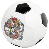 dragon vasthoudend yin yang voetbal (Drie kwart)