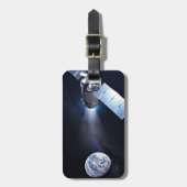 Dragon XL ruimtevaartuig met planeet Aarde op afst Bagagelabel (Voorkant verticaal)