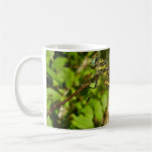 Dragonflies à queue serrée Mating Bug Mug (Gauche)