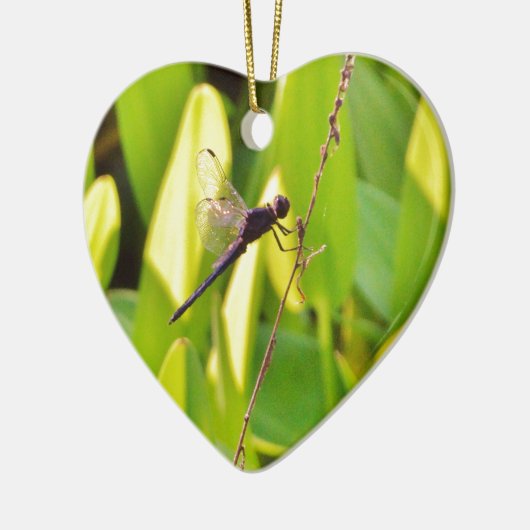 Dragonfly Blue en zwart op gras. Keramisch Ornament (Links)