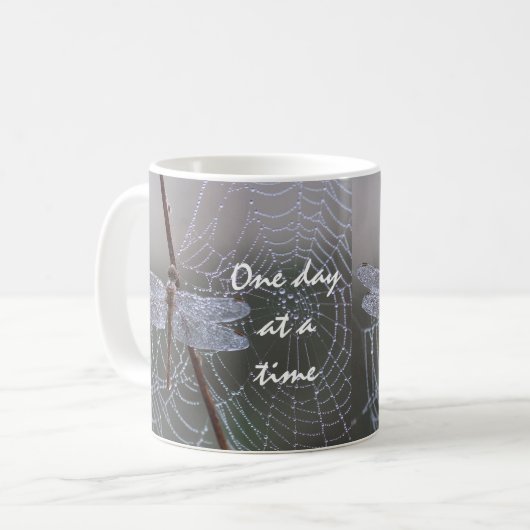 Dragonfly "One day at a Time" koffie-Mok Koffiemok (Voorkant links)