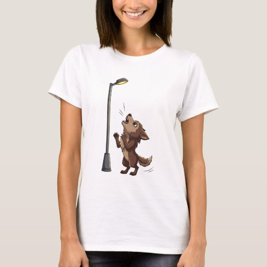 Dramatic Brown Wolf Howling at a Glowing Street T-shirt (Voorkant)