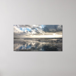 Dramatische Sky Beach Reflections Stretched Canvas
