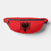 Drapeau albanais (Poser)