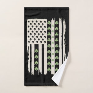 Drapeau américain avec trèfles pour la Saint-Patri