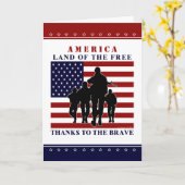 Drapeau américain et soldats - Bonne carte de fête (Fleur jaune)