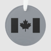 Drapeau canadien en noir (devant)