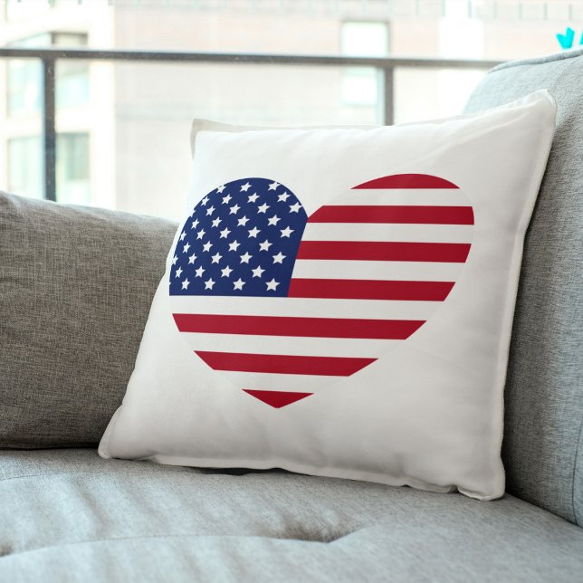 Drapeau cardiaque Coussin USA (Symbol of Affection: Heart Flag USA Pillow!
I Love Your Country, Comfort Your Home!)