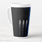 Drapeau désossé mince Ligne bleue Latte Mug (Angle gauche)