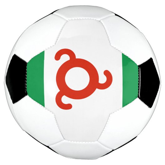 Drapeau d'Ingushetia (Tourné)