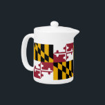 Drapeau du Maryland<br><div class="desc">Faites-vous plaisir avec notre théière exclusive avec le drapeau du Maryland. Conçue pour associer fonctionnalité et fierté de l’État, cette théière est plus qu’une simple cuisine essentielle, c’est une célébration du riche patrimoine du Maryland et de son identité culturelle dynamique. Le design saisissant affiche le drapeau emblématique de l'état du...</div>