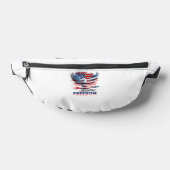 Drapeau et aigle des Etats-Unis.Liberté. (Poser)