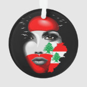 Drapeau et carte du Liban sur le visage de la fill (dos)