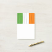 Drapeau irlandais Vert Blanc Orange Post-it (Sur un bureau)