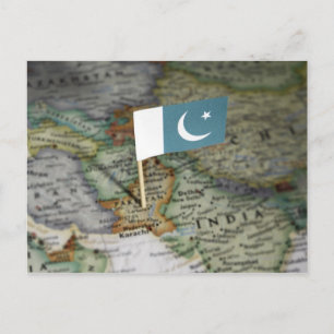 Drapeau pakistanais sur la carte