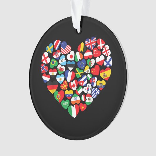 Drapeaux des pays du pavillon international (devant)