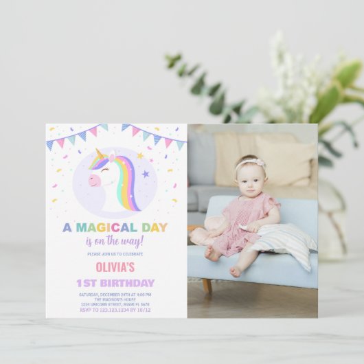 Drapeaux Unicorn Invitations d'anniversaire avec p (Debout devant)