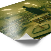 Dreamcore School Cafetaria met Entiteit - Liminal Foto Afdruk (Hoek)